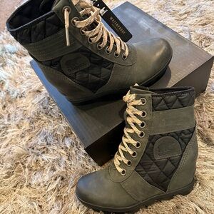 Sorel Lexie Wedge Waterproof Lace-Up Boots